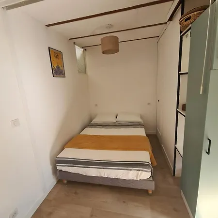 - Climatise - Proche Centre Ville, Espace Carat, Gare - Parking Gratuit Appartement